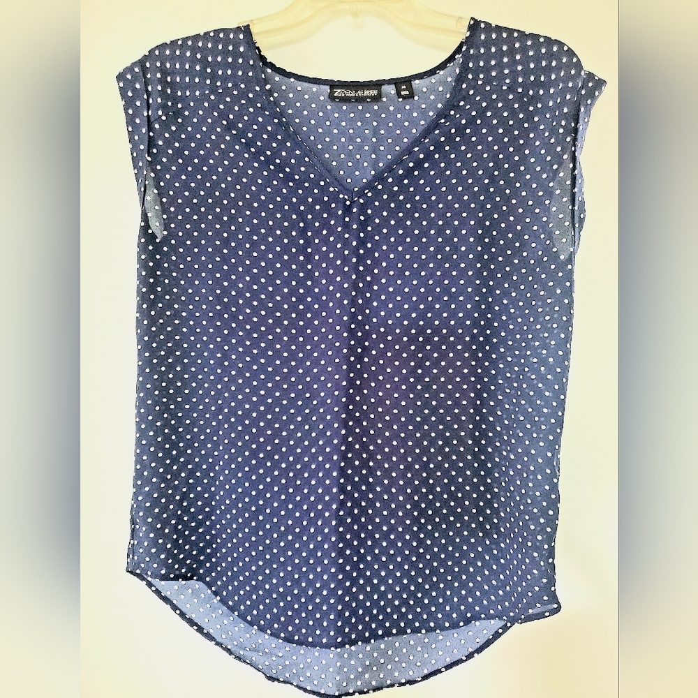 Woman's Blouse; Size XS